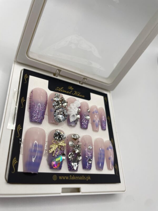 Lavish Lavende Nails