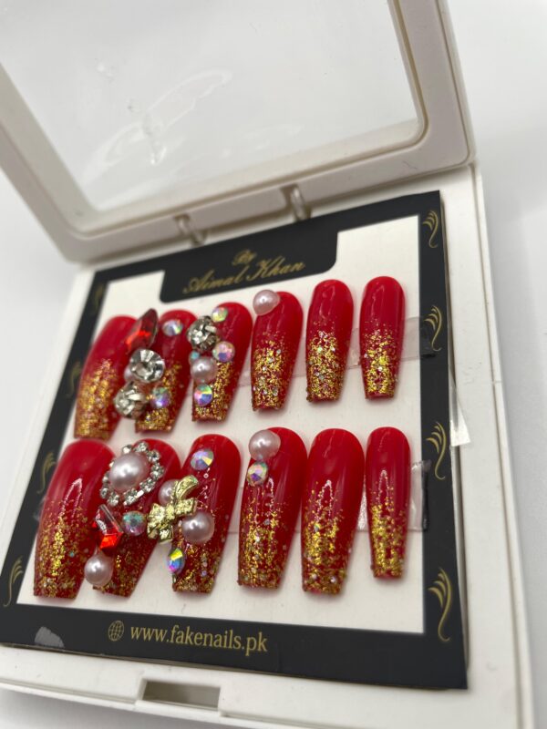 Royal Desire Nails