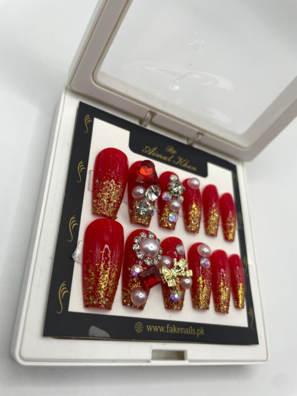 Royal Desire Nails