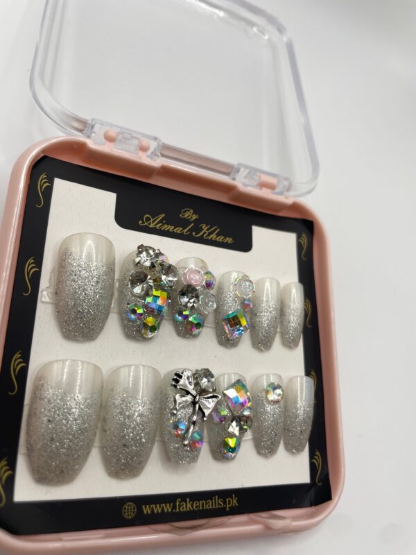 Snow Queen Nails