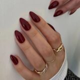 Glossy wine red press-on nails